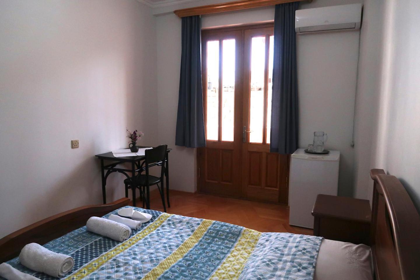 Guest House Merci Tbilisi Eksteriør bilde