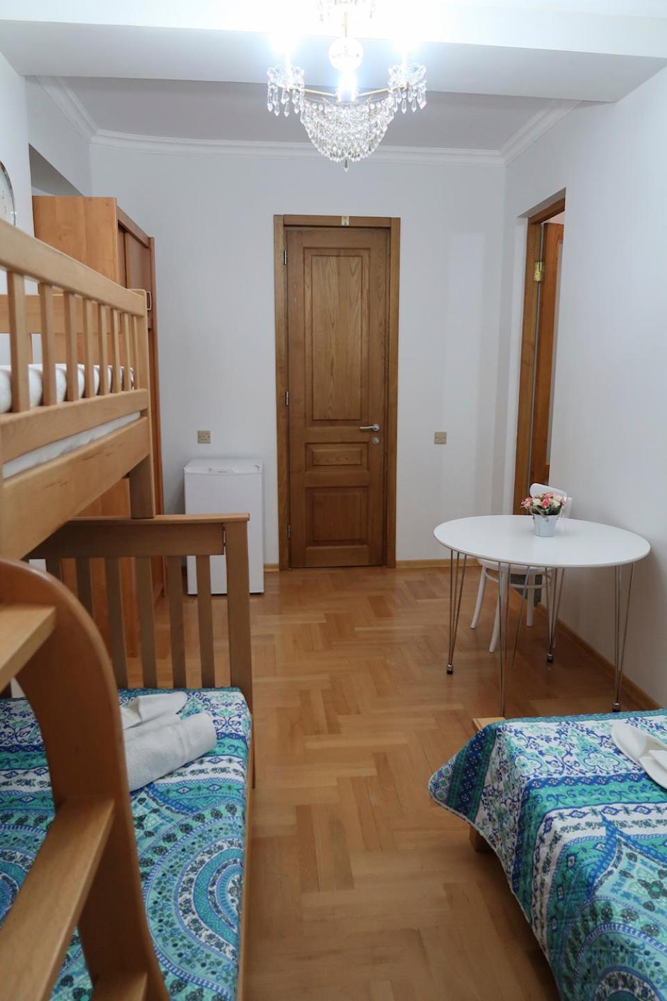 Guest House Merci Tbilisi Eksteriør bilde