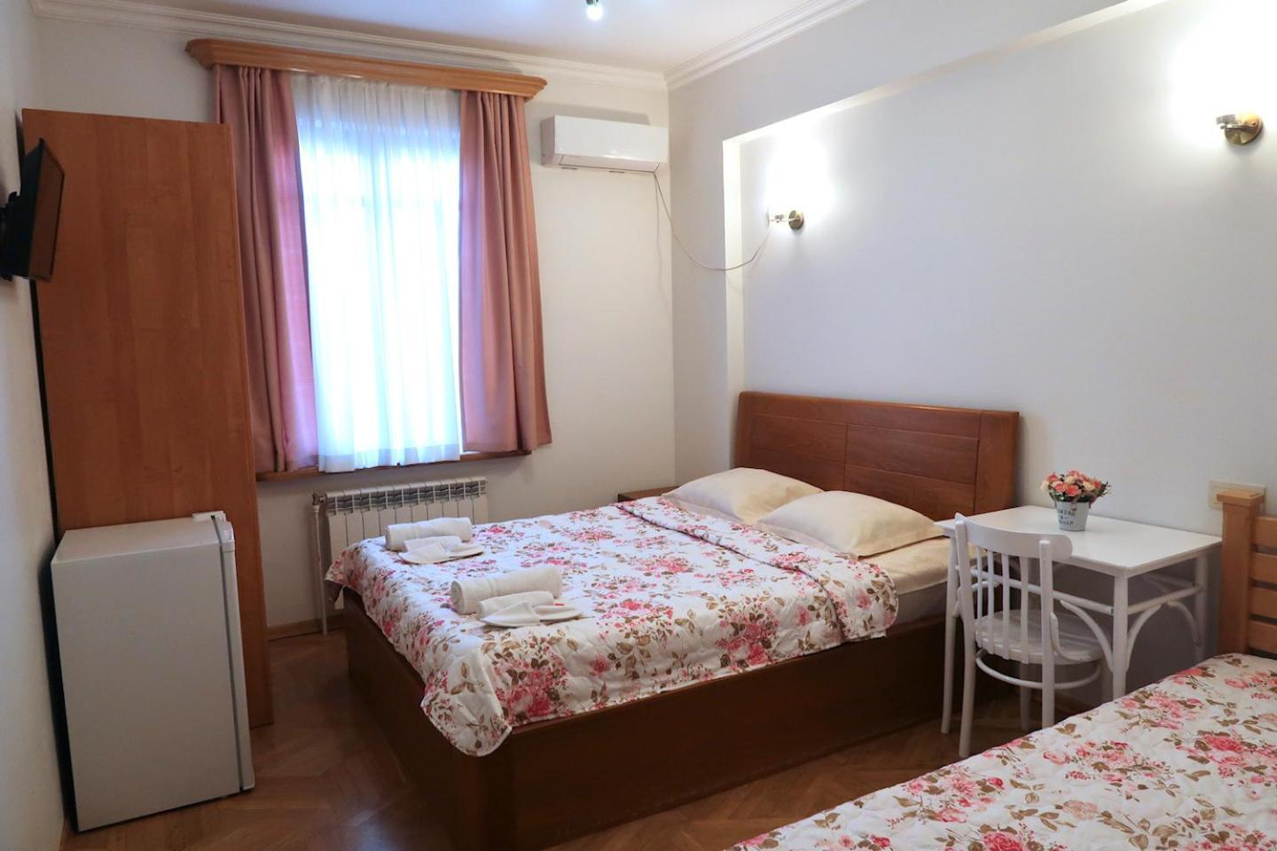 Guest House Merci Tbilisi Eksteriør bilde